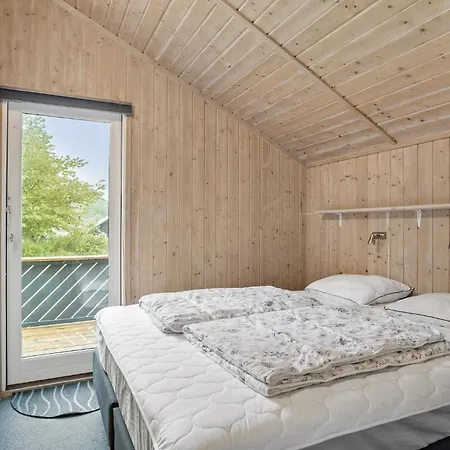 Lovely Home In Rudkobing With Wifi Spodsbjerg