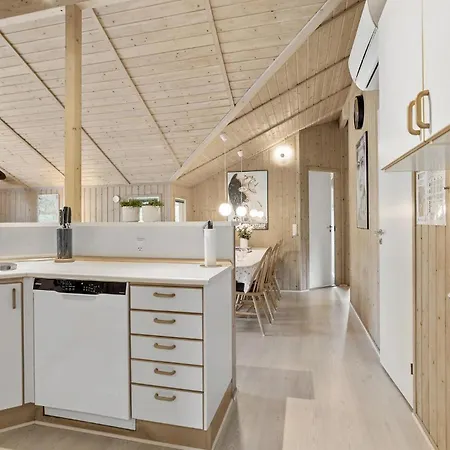 Lovely Home In Rudkobing With Wifi بيت للعطل